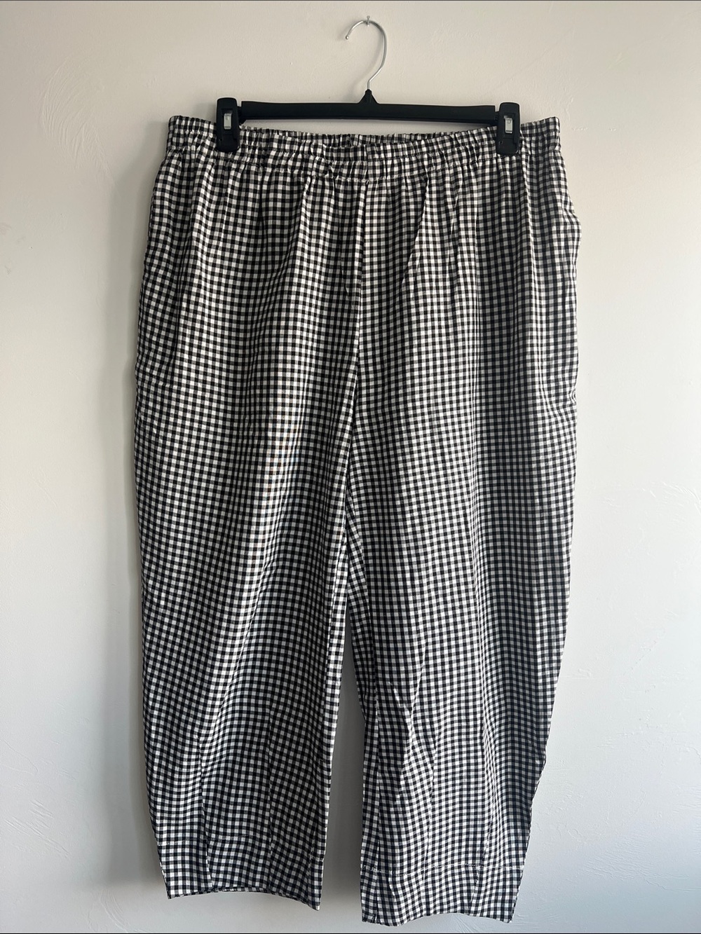 Womens Black & White Gingham Linen Elastic Waist Barrel Pants